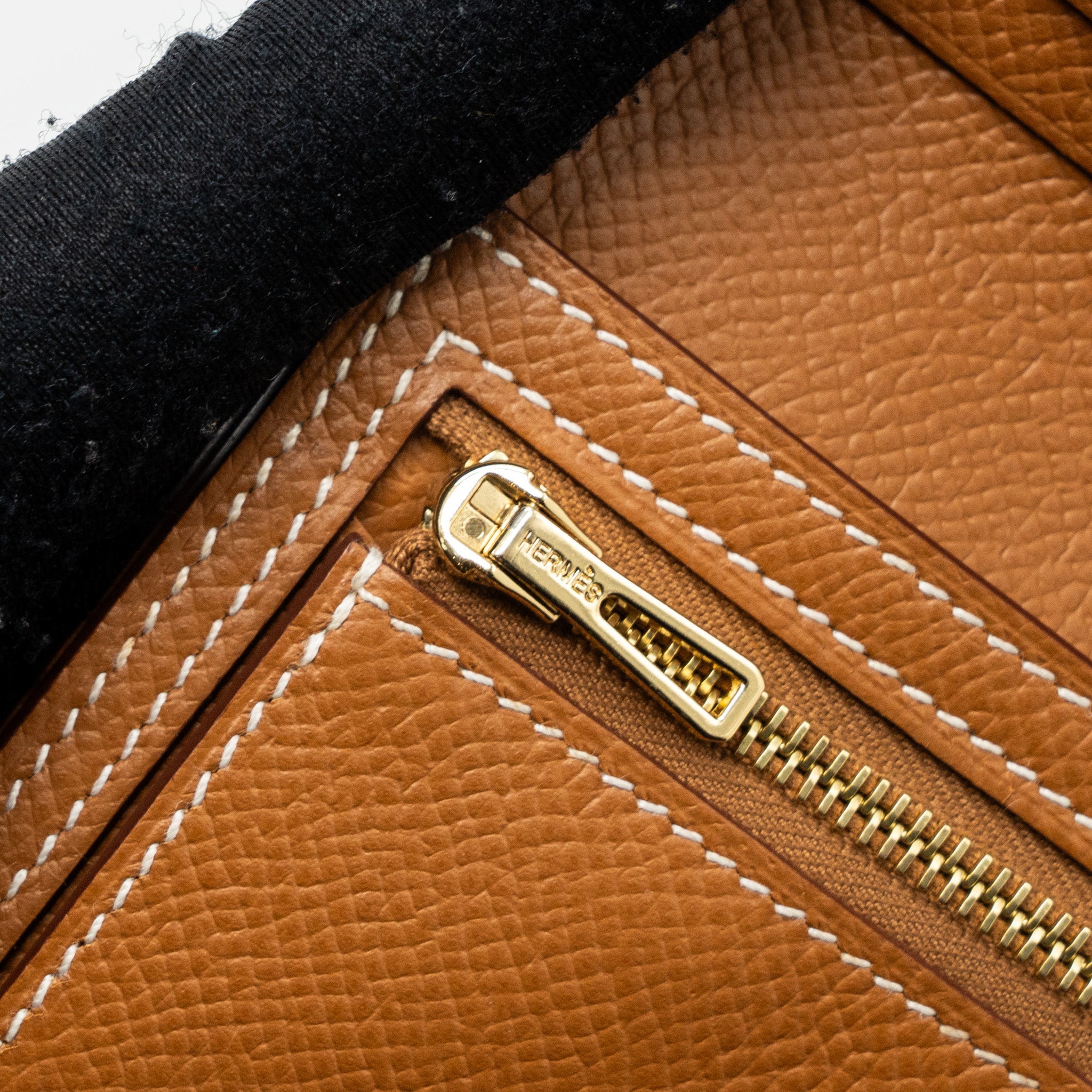 HERMES BEARN COMPACT WALLET EPSOM GOLD GHW