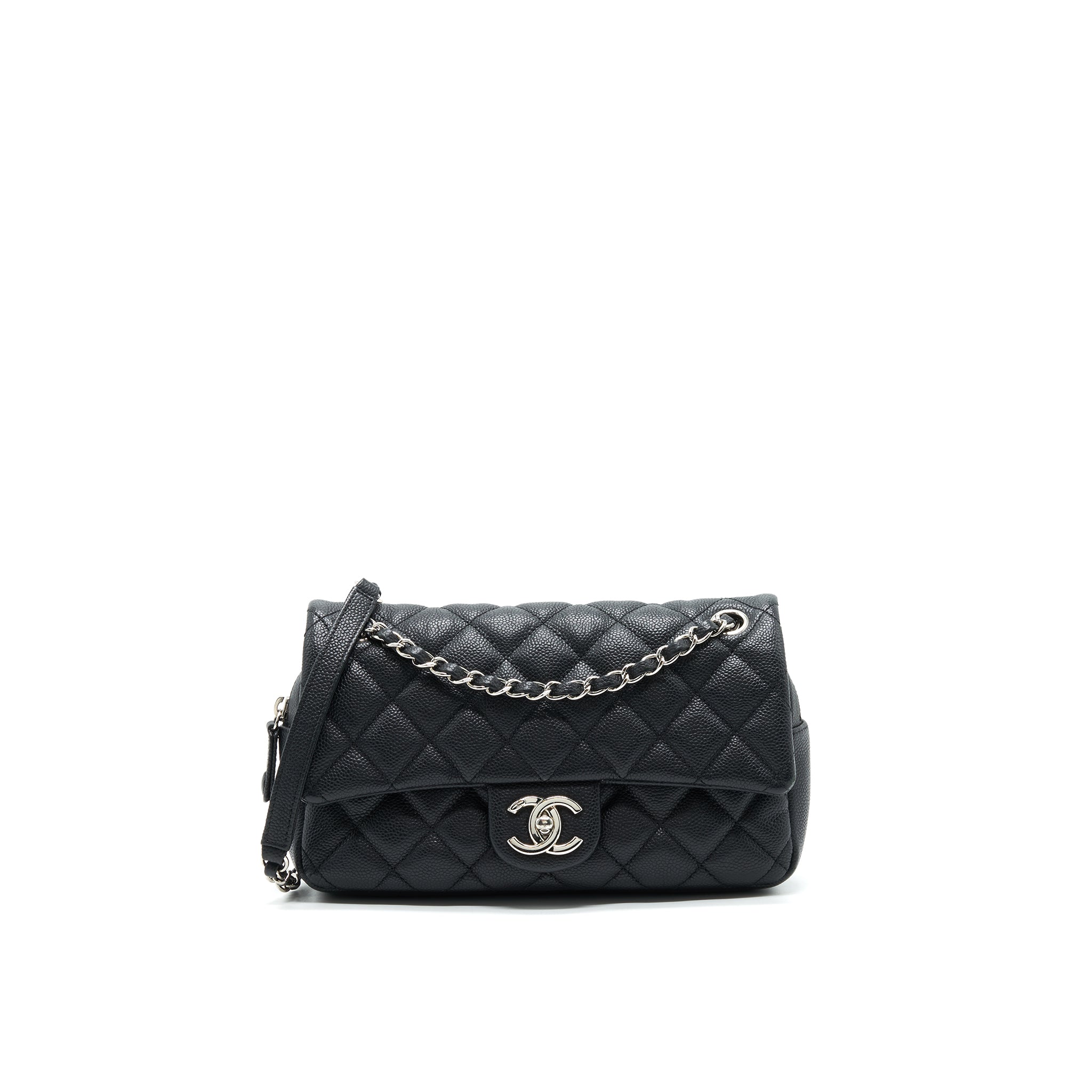 CHANEL FLAP BAG WITH INNER ZIPPER CAVIAR BLACK SHW