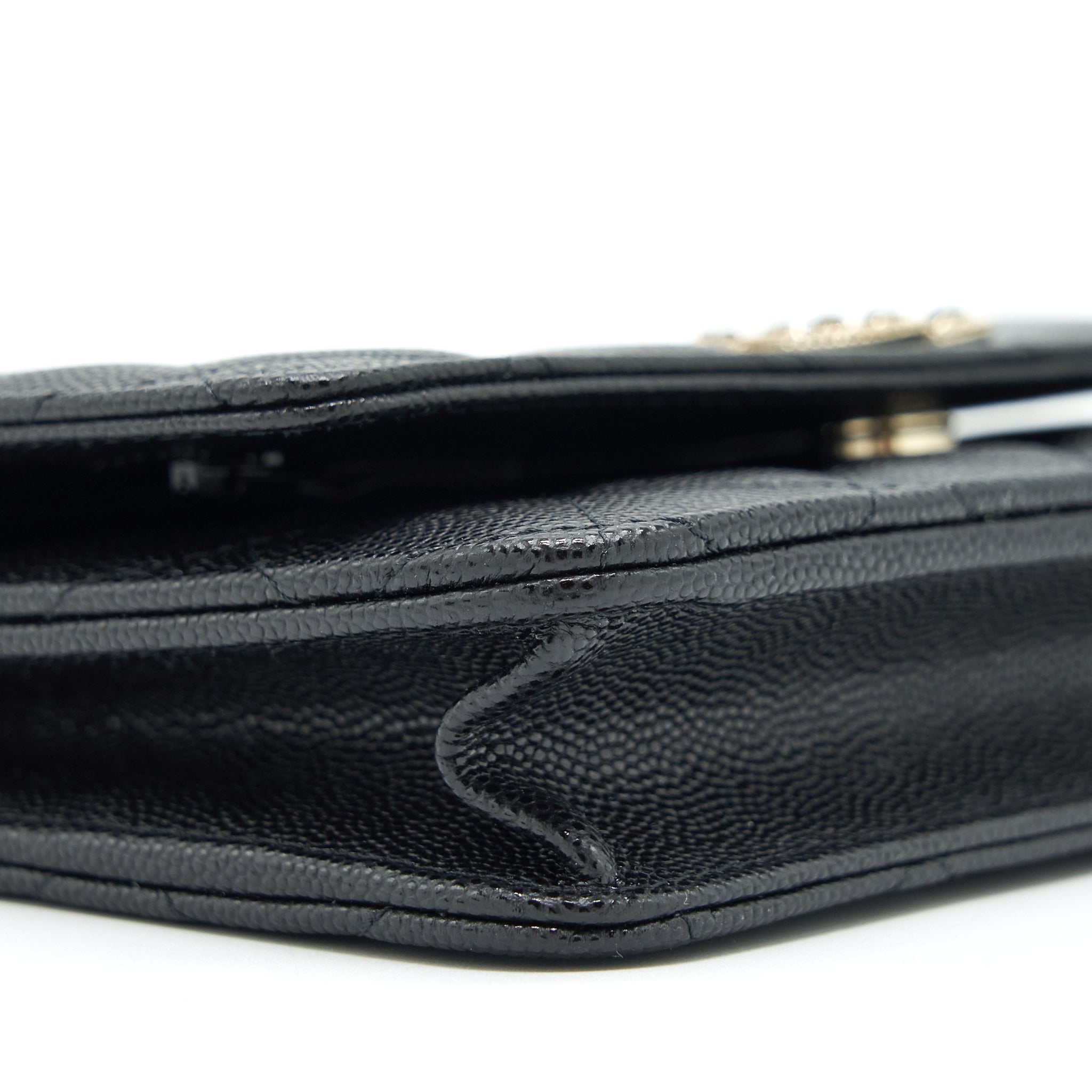 CHANEL 22S DETAILED LOGO WALLET ON CHAIN CAVIAR BLACK LGHW (MICROCHIP)