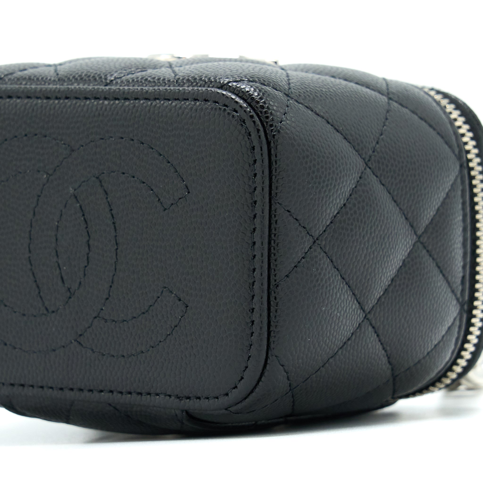 CHANEL MINI VANITY WITH GIANT CHAIN CAVIAR BLACK SHW