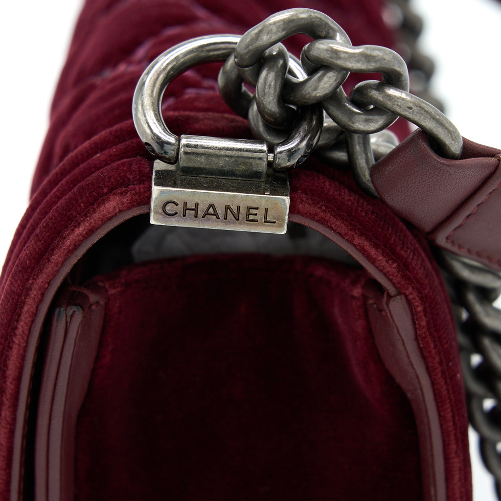 CHANEL MEDIUM BOY BAG VELVET DARK RED RUTHENIUM SHW