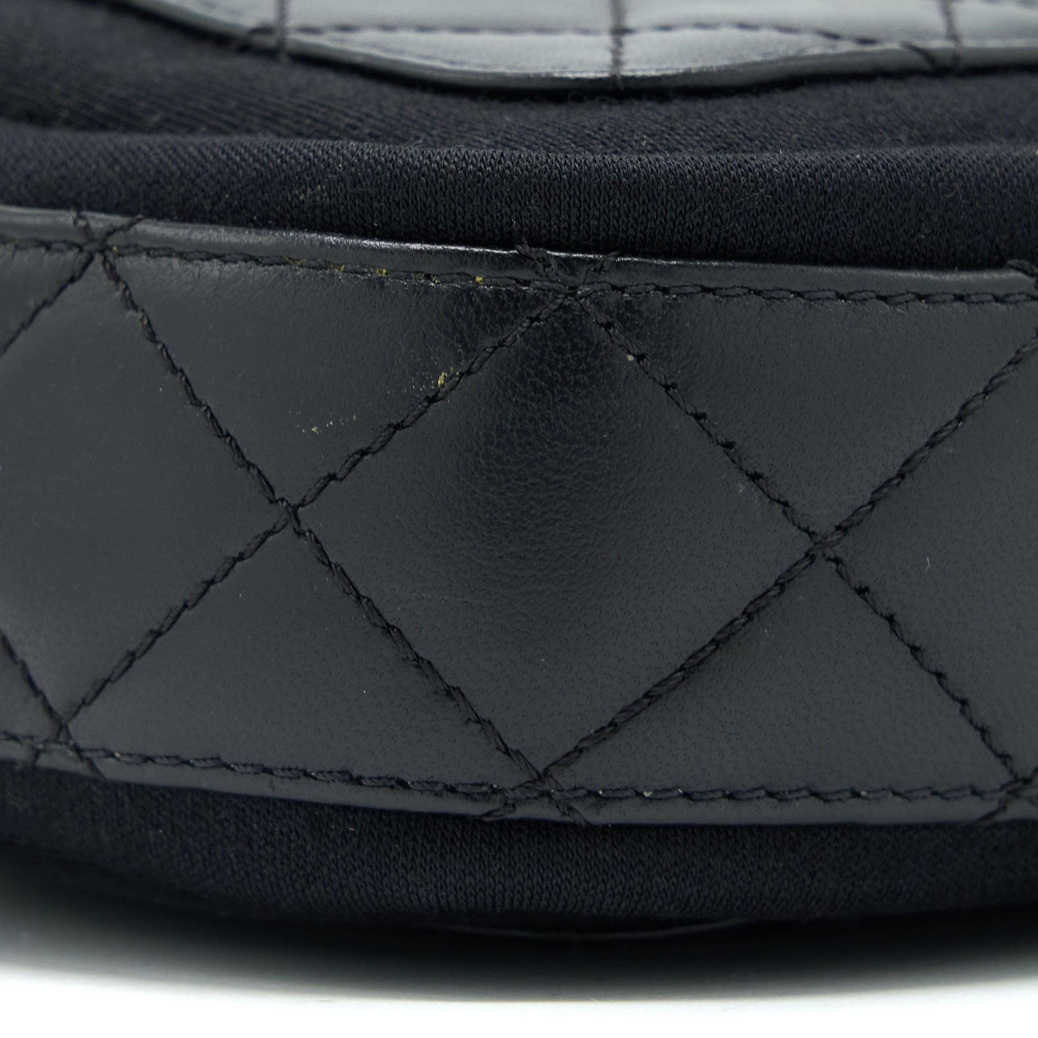 CHANEL CAMERA BAG LEATHER/ CANVAS BLACK GHW