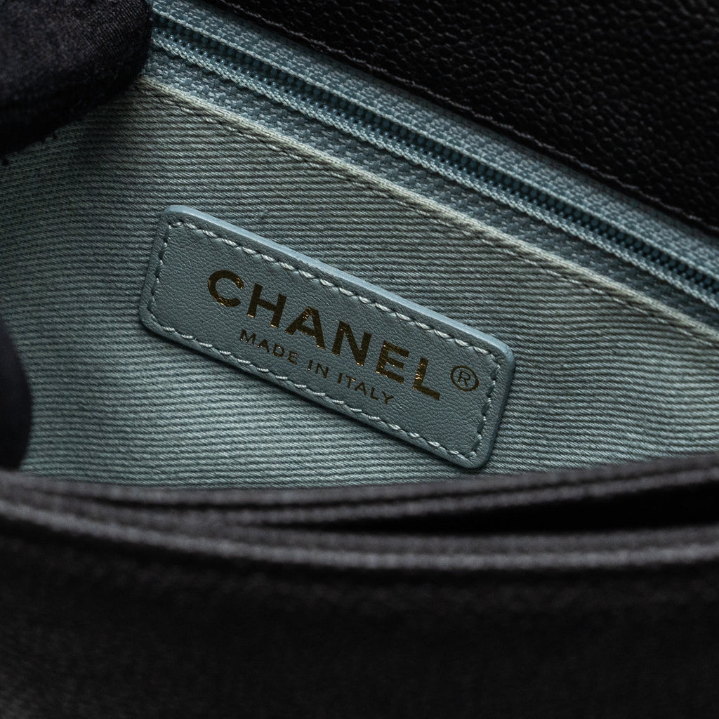CHANEL FLAP BAG WITH HANDLE CAVIAR BLACK/MULTICOLOUR LGHW