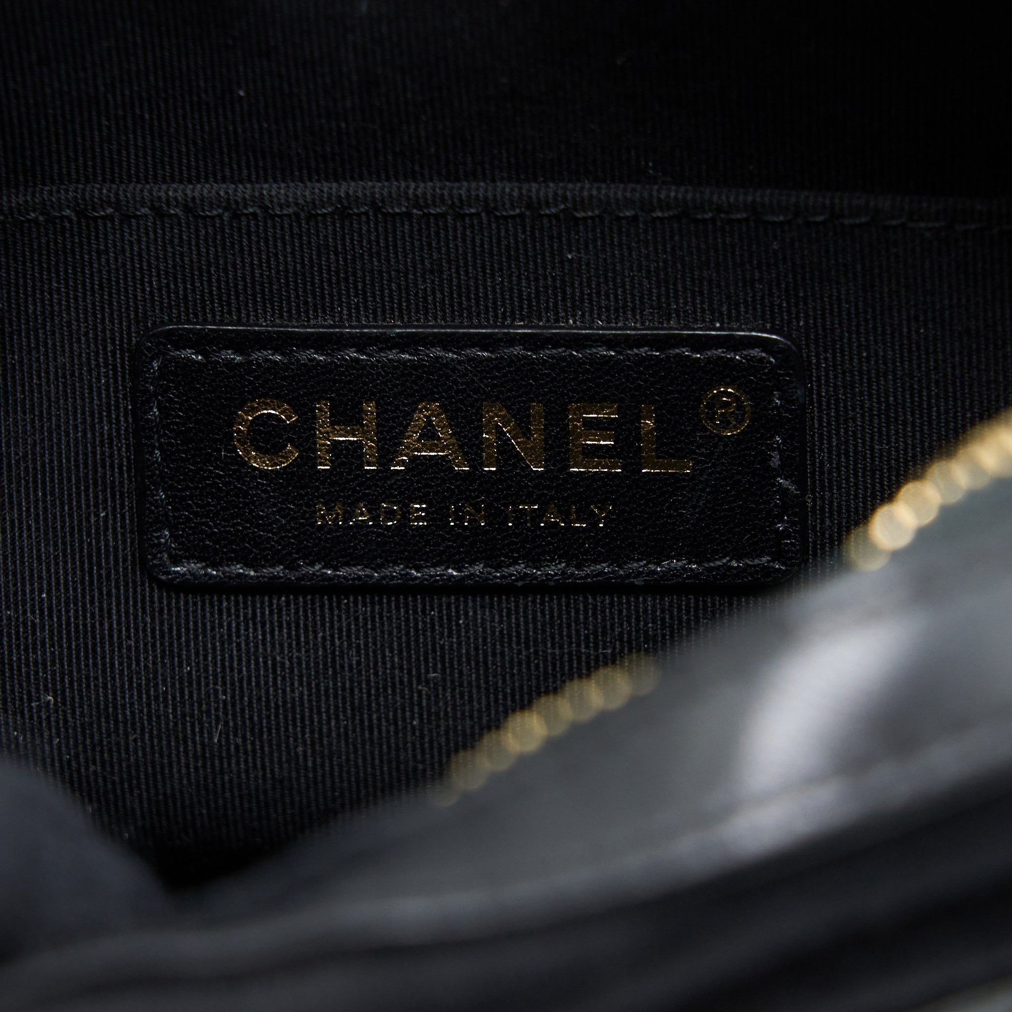 CHANEL CAMERA BAG LEATHER/ CANVAS BLACK GHW
