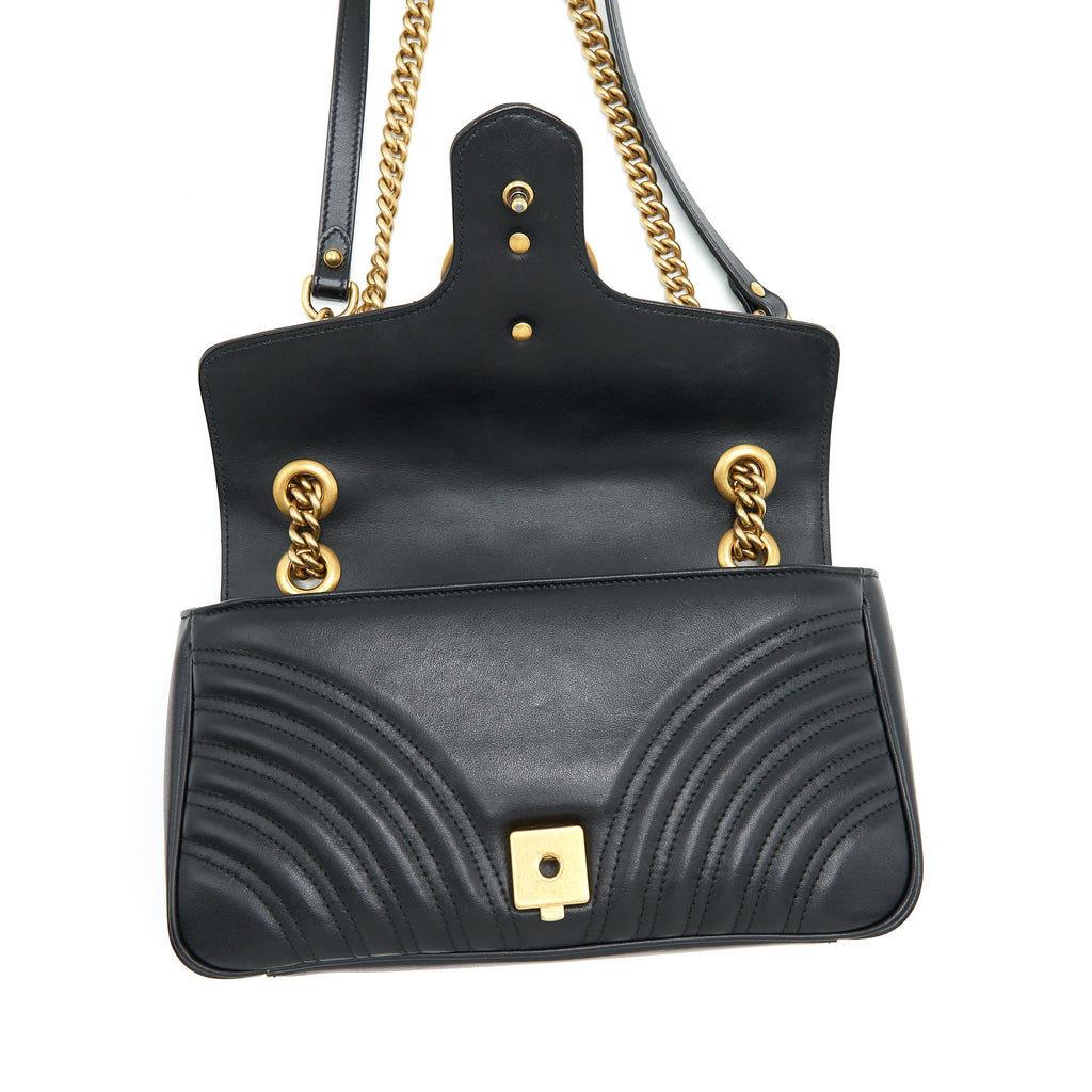 GUCCI GG MARMONT SMALL MATELASSE SHOULDER BAG BLACK GHW