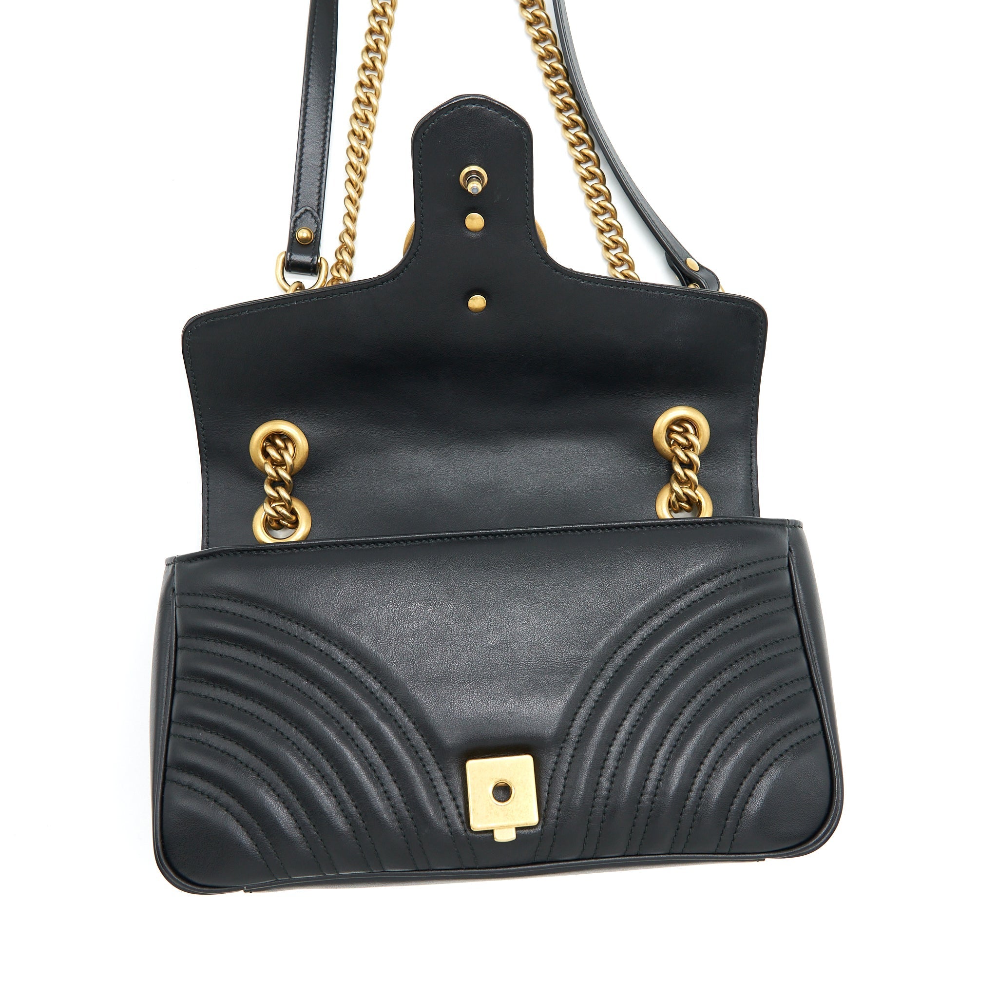 GUCCI GG MARMONT SMALL MATELASSE SHOULDER BAG BLACK GHW