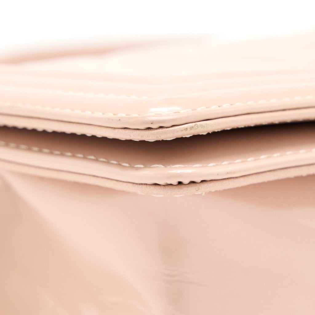 CHANEL SMALL BOY BAG PATENT LEATHER LIGHT PINK LGHW