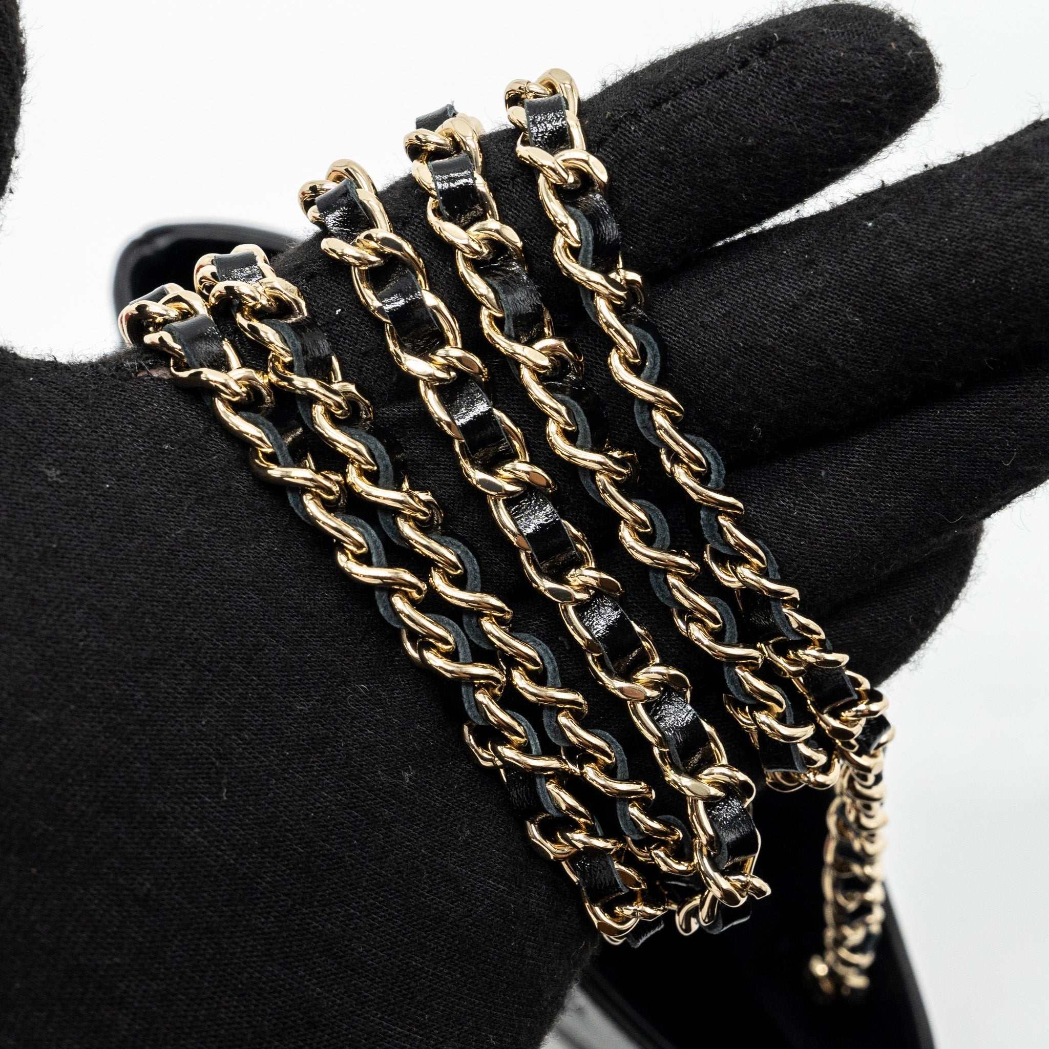 CHANEL 24C MINI 31 CLUTCH WITH CHAIN SHINY CALFSKIN BLACK LGHW (MICROCHIP)