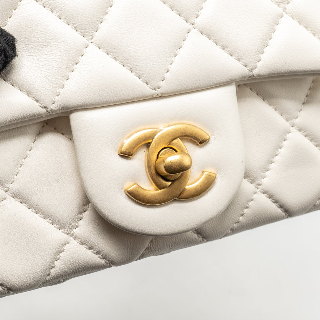 CHANEL PEARL CRUSH MINI SQUARE FLAP BAG LAMBSKIN WHITE GHW (MICROCHIP)
