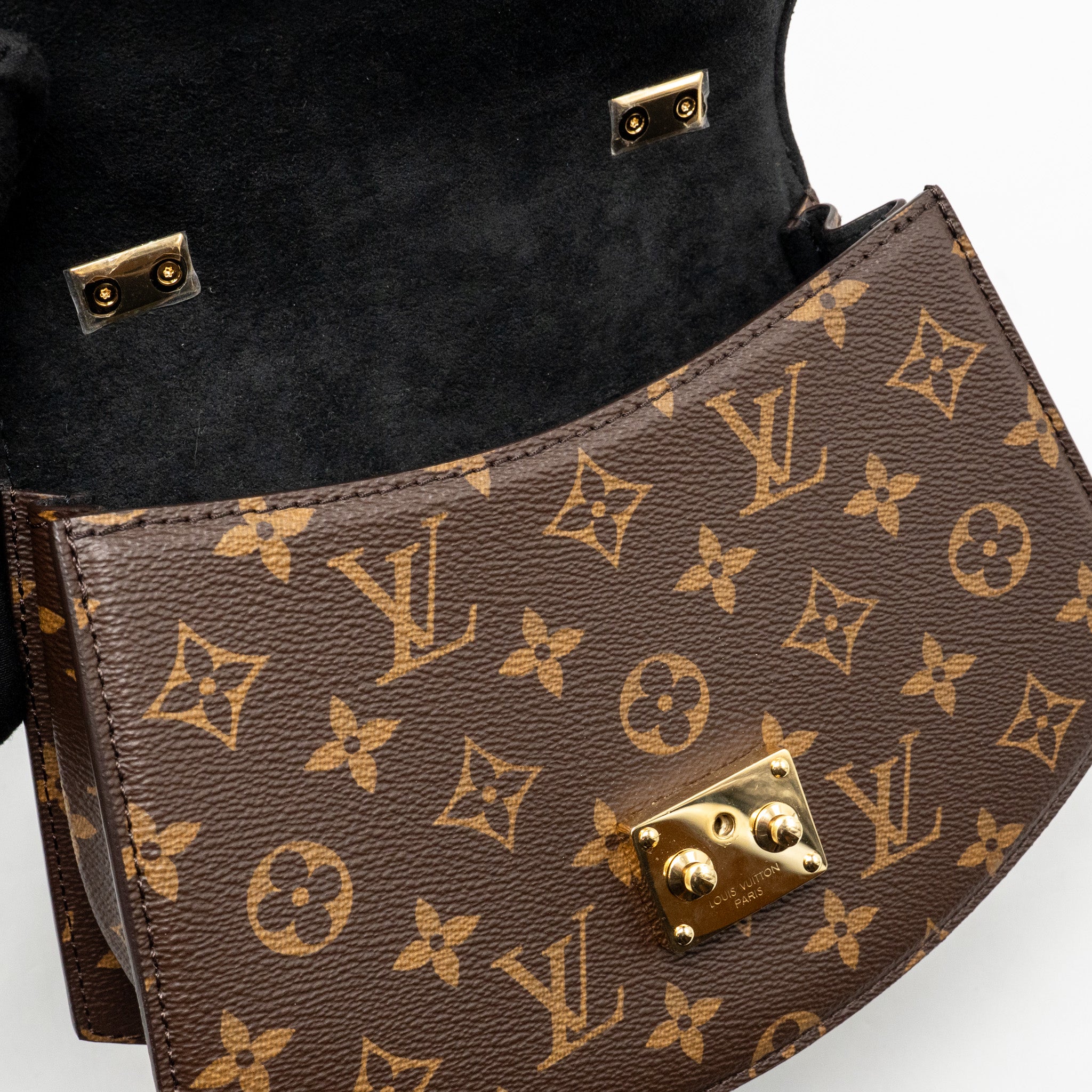 LOUIS VUITTON TILSITT MONOGRAM REVERSE CANVAS GHW