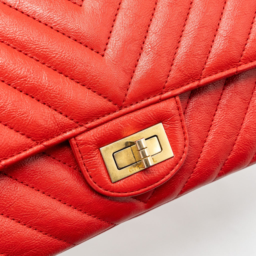 CHANEL SMALL 2.55 REISSUE FLAP BAG CHEVRON CALFSKIN RED GHW