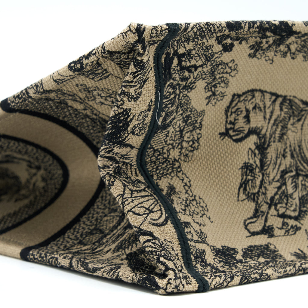 DIOR MEDIUM DIOR BOOK TOTE TOILE DE JOEY EMBROIDERY BEIGE