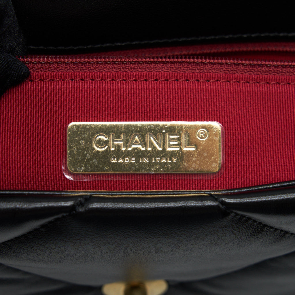 CHANEL SMALL 19 BAG LAMBSKIN BLACK GHW (MICROCHIP)