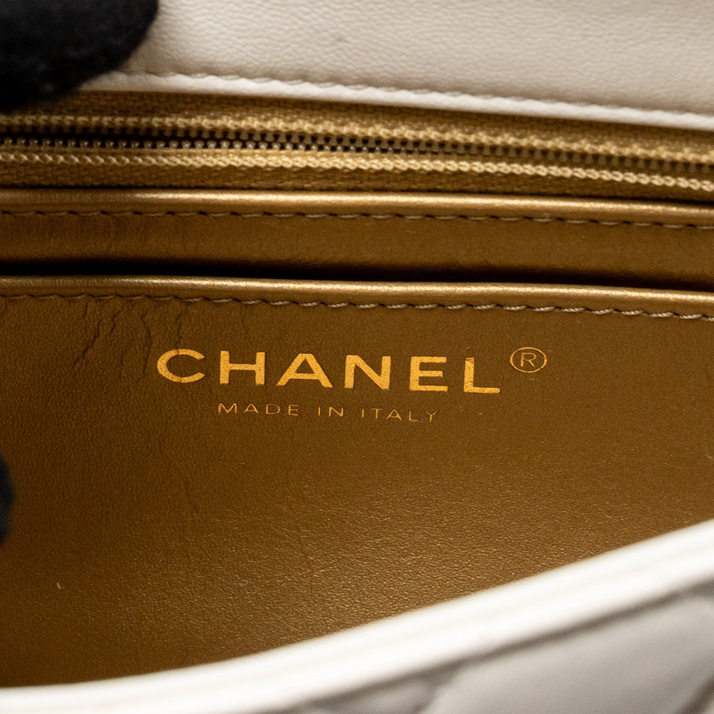 CHANEL PEARL CRUSH MINI SQUARE FLAP BAG LAMBSKIN WHITE GHW (MICROCHIP)