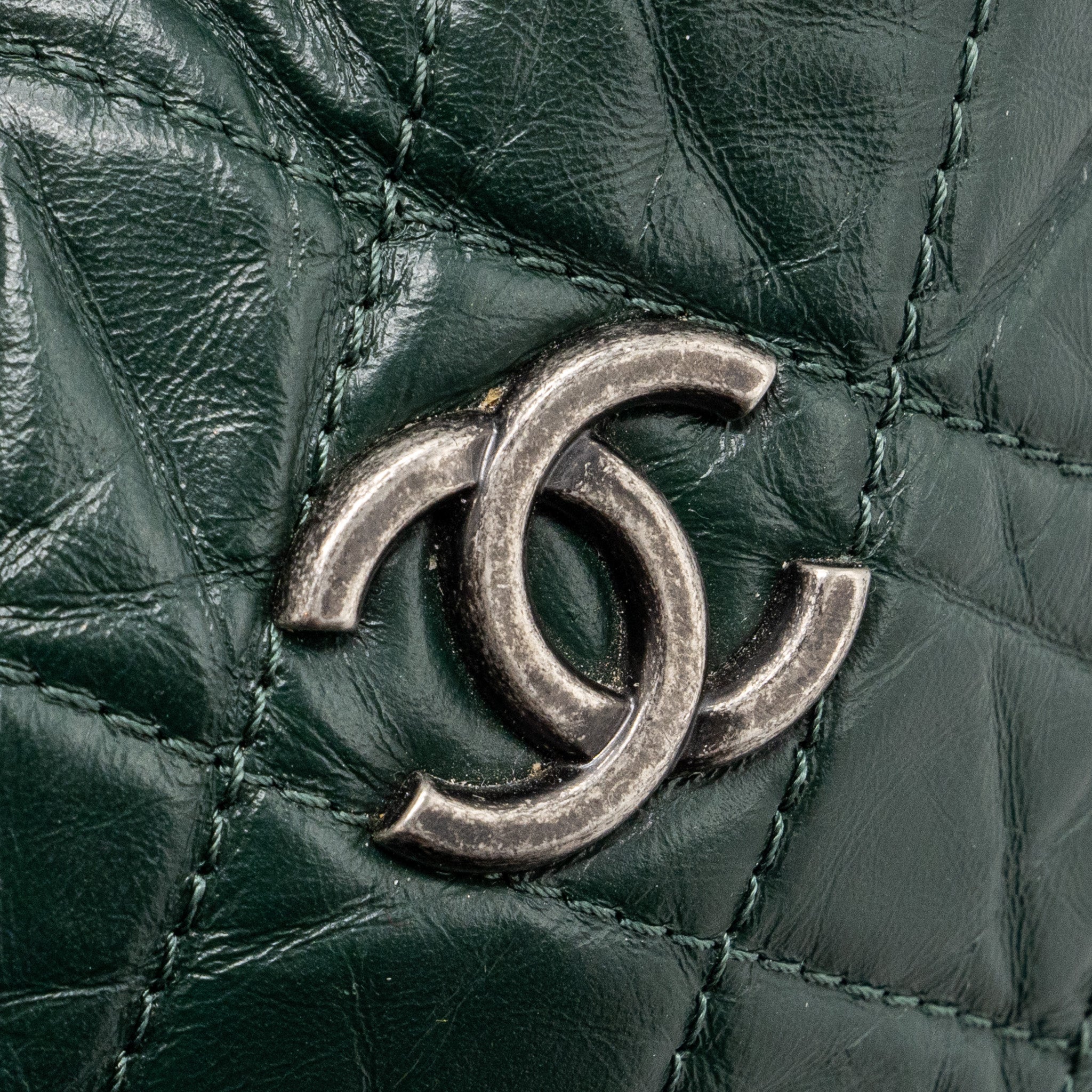 CHANEL SMALL GABRIELLE BACKPACK AGED CALFSKIN DARK GREEN MULTICOLOUR HARDWARE