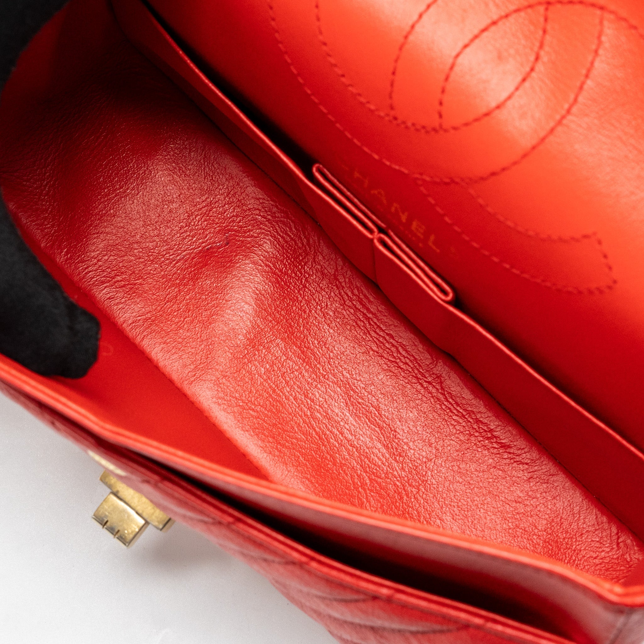 CHANEL SMALL 2.55 REISSUE FLAP BAG CHEVRON CALFSKIN RED GHW