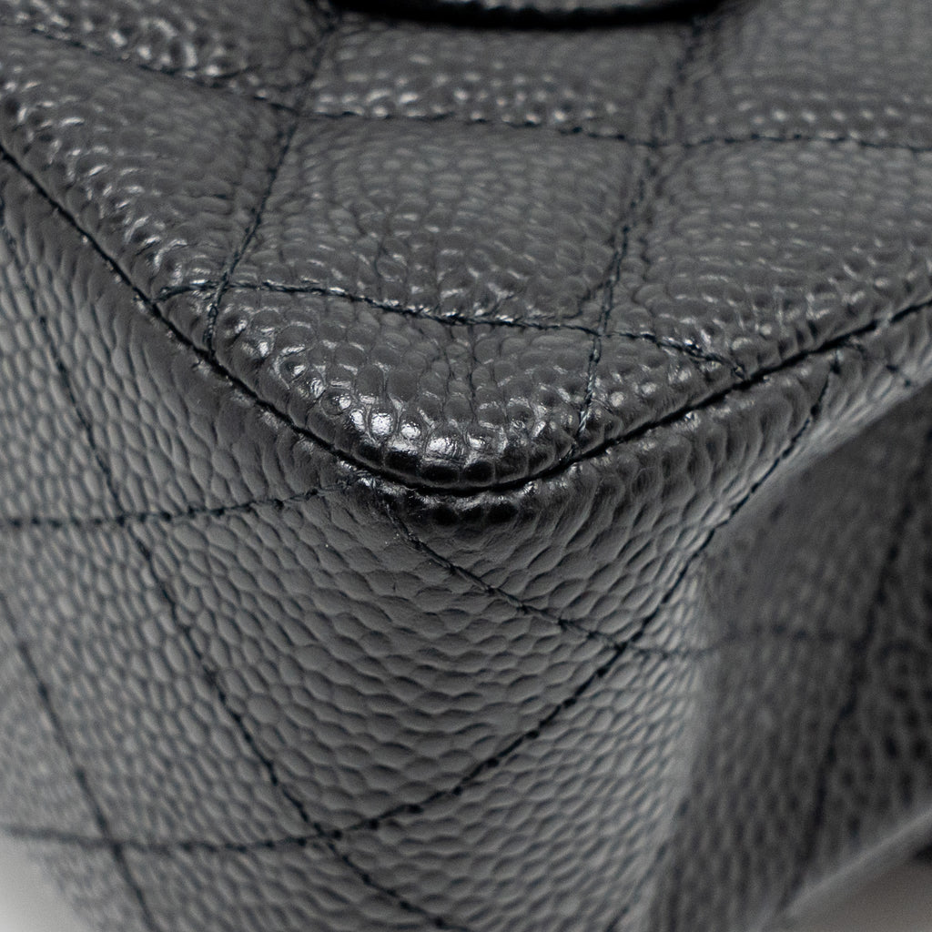 CHANEL SMALL CLASSIC DOUBLE FLAP BAG CAVIAR BLACK GHW (MICROCHIP)