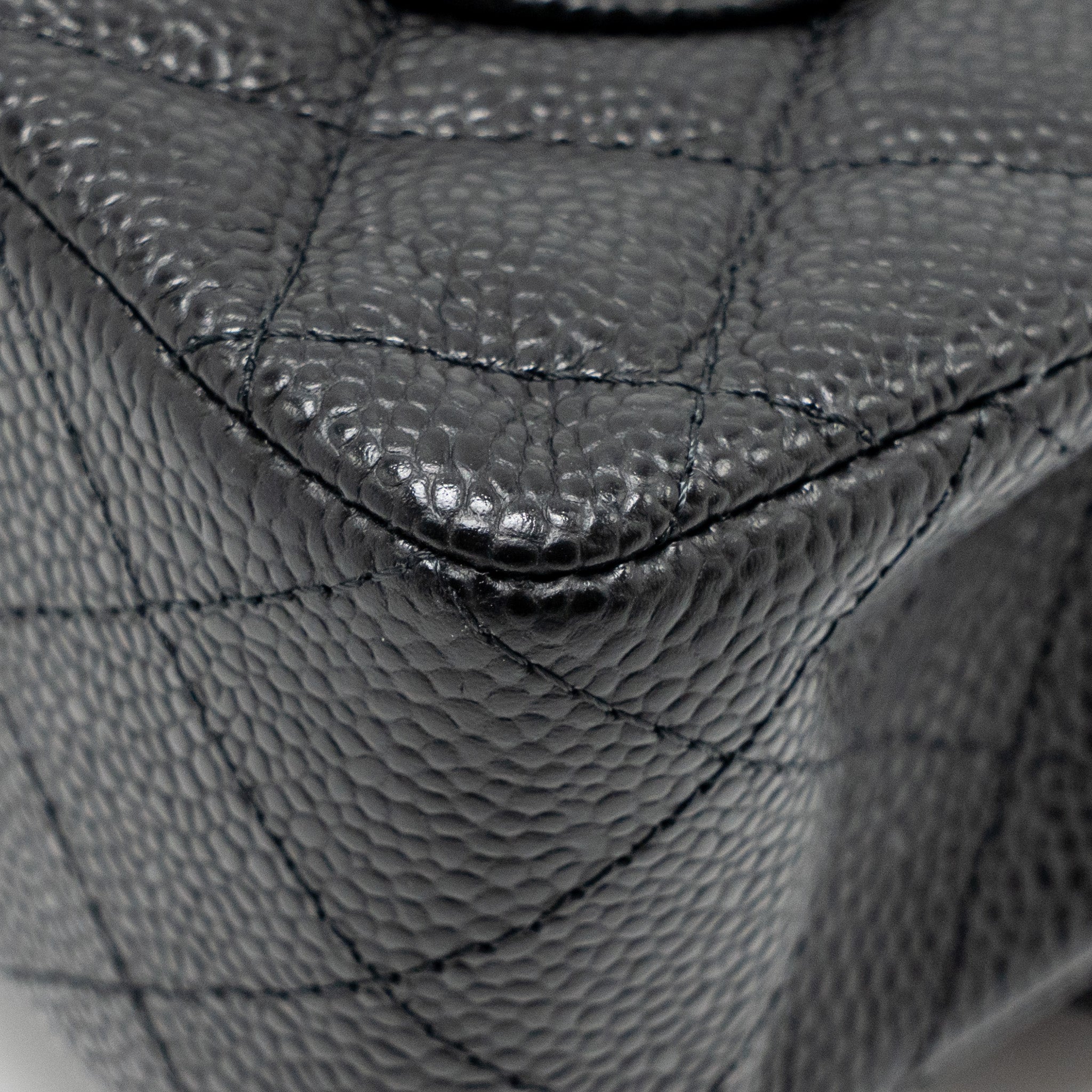 CHANEL SMALL CLASSIC DOUBLE FLAP BAG CAVIAR BLACK GHW (MICROCHIP)