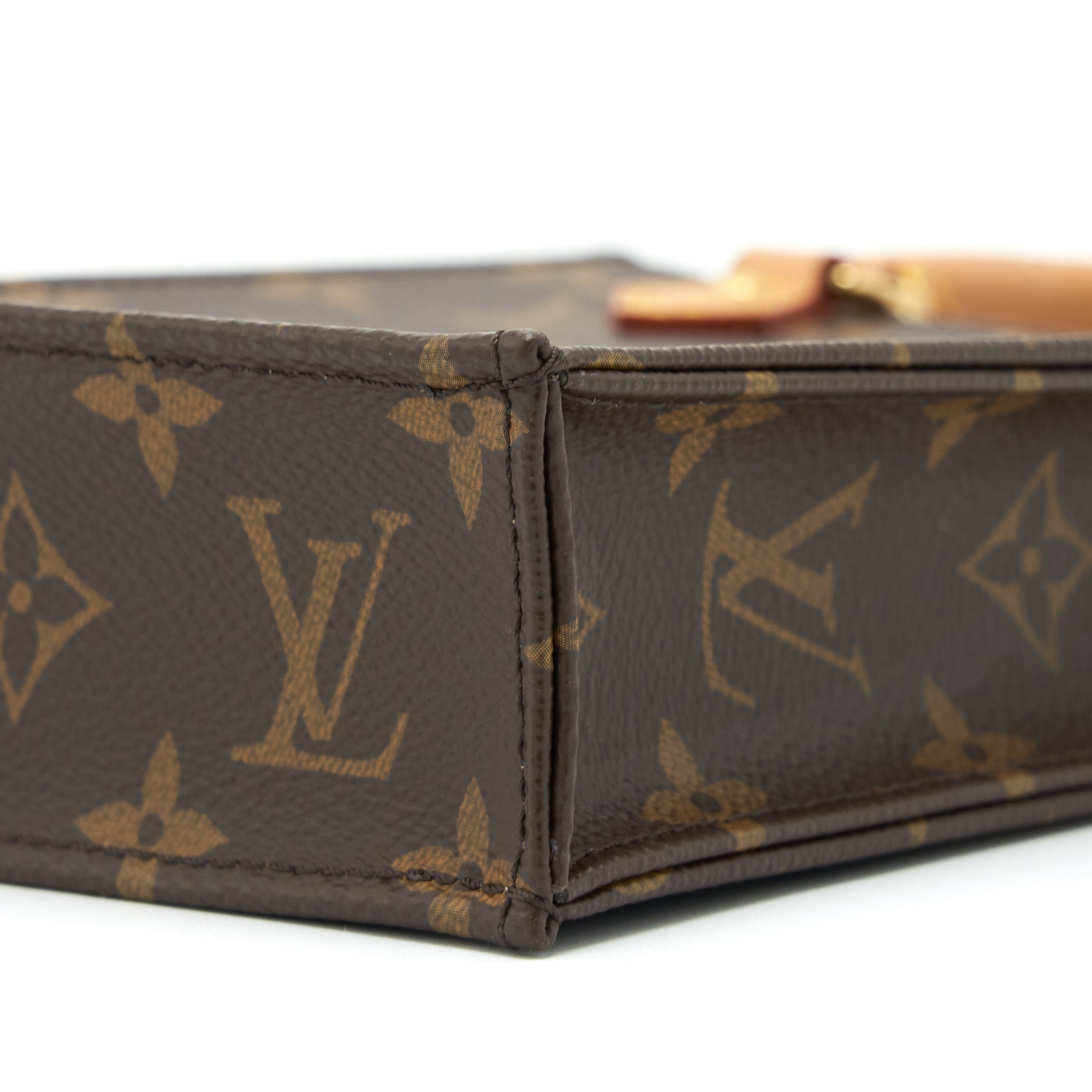 LOUIS VUITTON PETIT SAC PLAT MONOGRAM CANVAS YEAR 2020 GHW