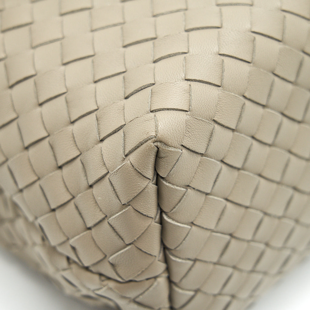 BOTTEGA VENETA LARGE OLYMPIA BAG GREY