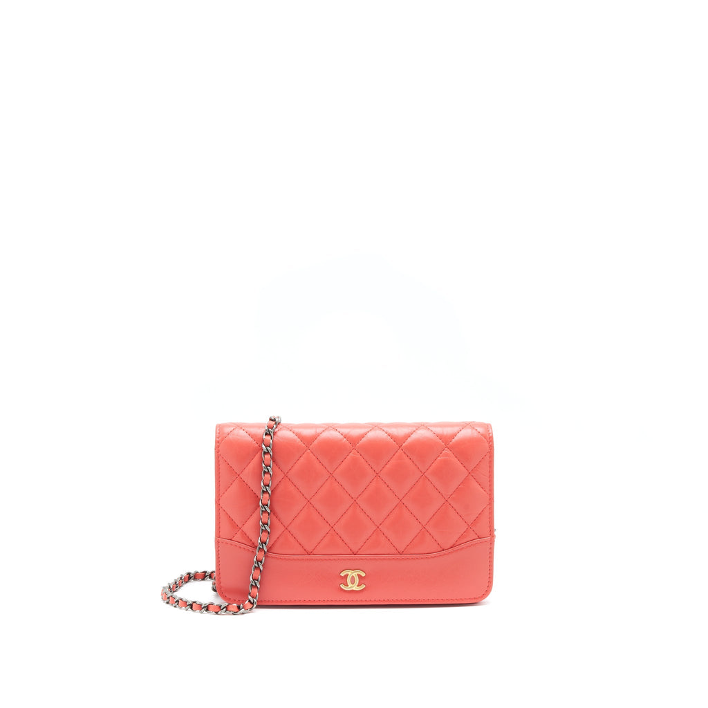 CHANEL WALLET ON CHAIN CORAL PINK DOUBLE COLOUR HARDWARE