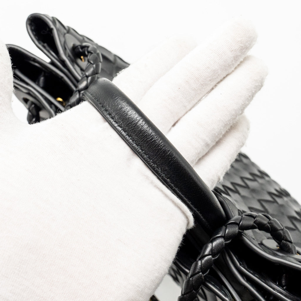 BOTTEGA VENETA SMALL ANDIAMO BAG LAMBSKIN BLACK GHW