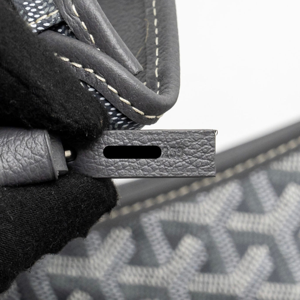 GOYARD BOHEME HOBO PM BAG GOYARDINE CANVAS/CALFSKIN GRIS SHW