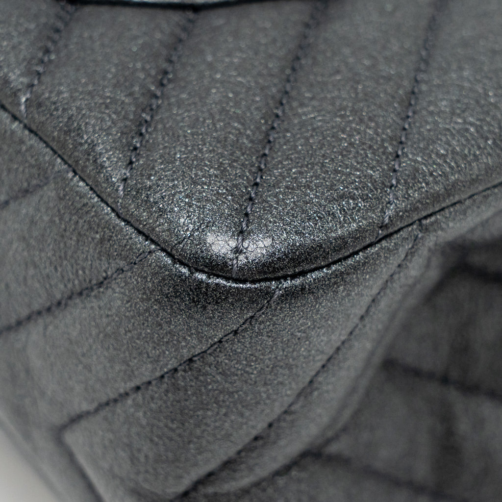 CHANEL LARGE 2.55 226 REISSUE DOUBLE FLAP BAG CHEVRON METALLIC CALFSKIN CHARCOAL GHW