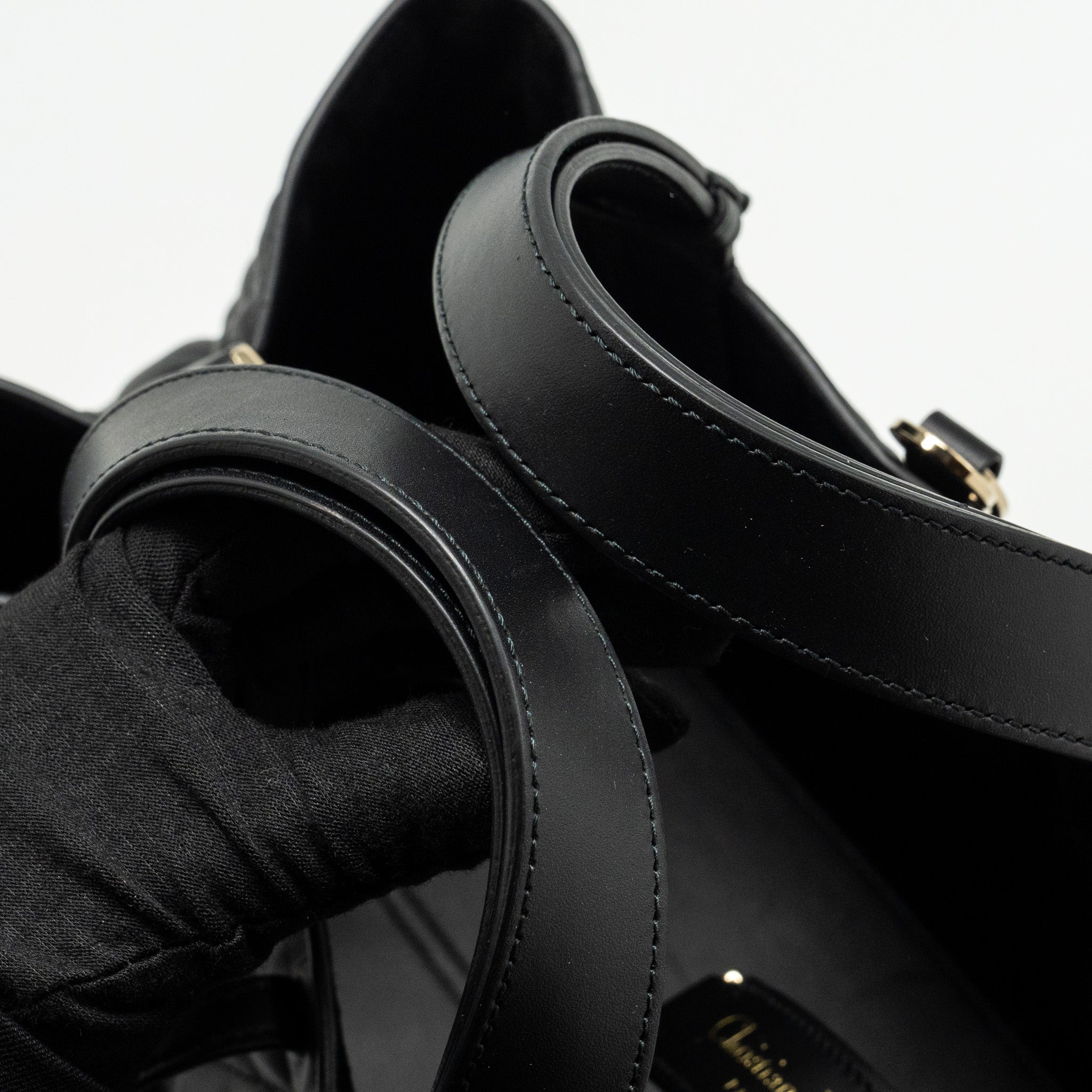 DIOR MEDIUM TOUJOURS BAG MACROCANNAGE CALFSKIN BLACK LGHW