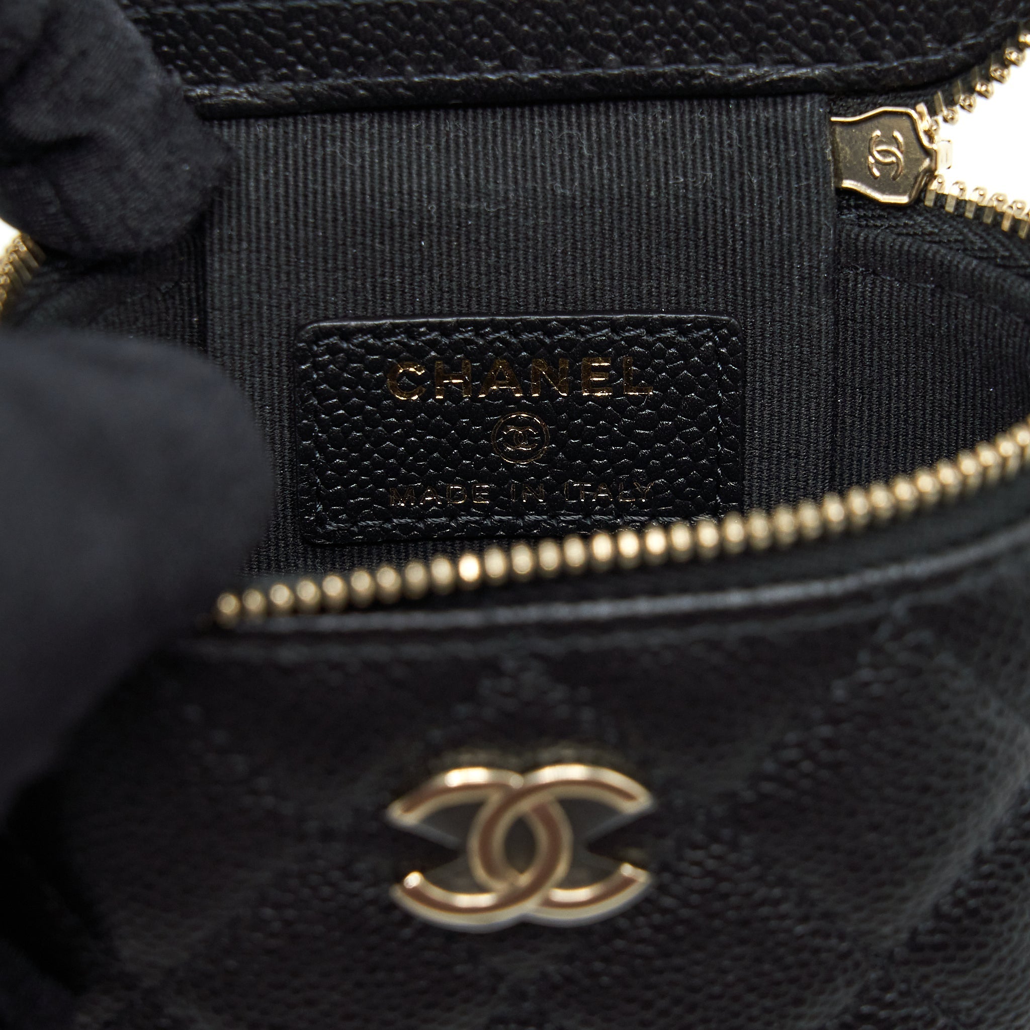 CHANEL 22P VERTICAL MINI VANITY WITH CC LOGO CHAIN CAVIAR BLACK LGHW