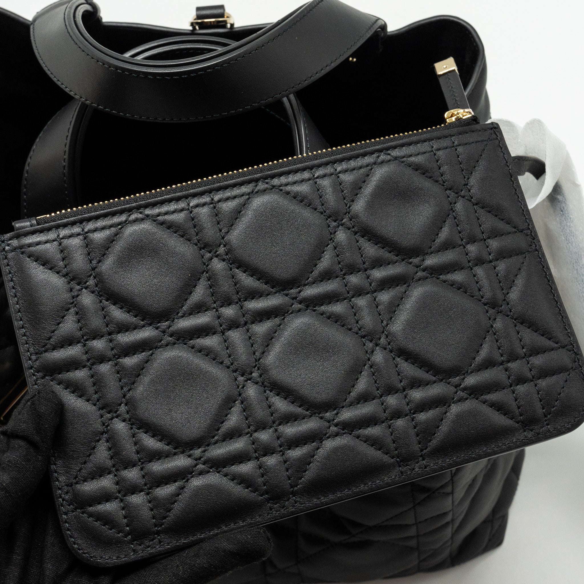 DIOR MEDIUM TOUJOURS BAG MACROCANNAGE CALFSKIN BLACK LGHW