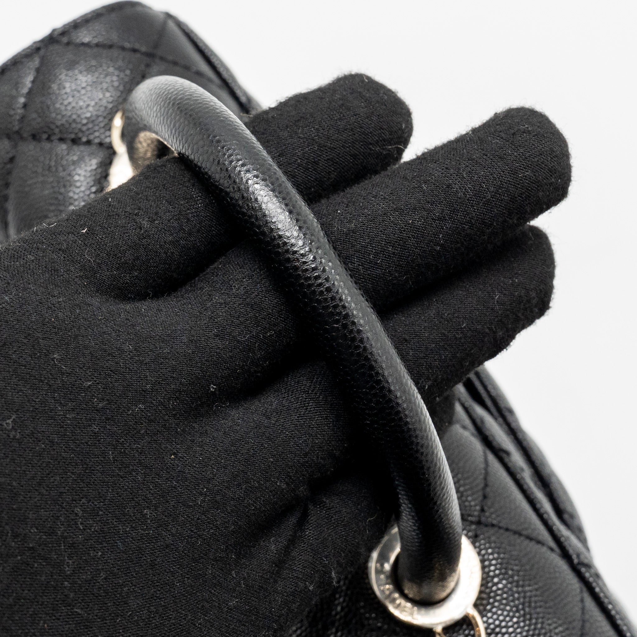 CHANEL SMALL COCO HANDLE CAVIAR BLACK LGHW(MICROCHIP)