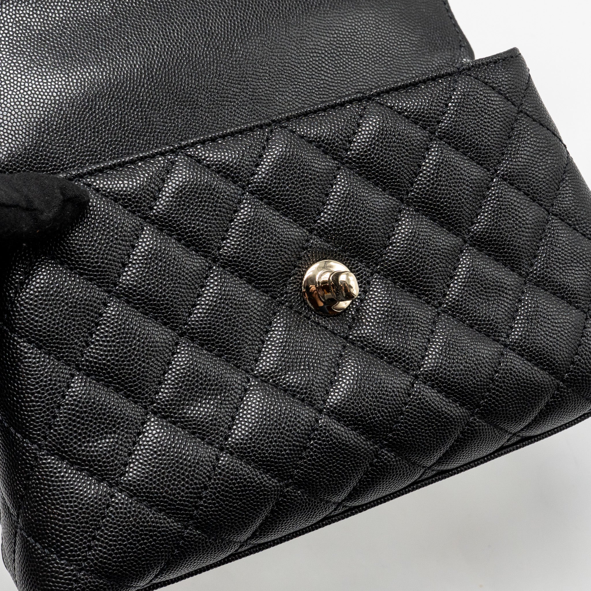 CHANEL SMALL COCO HANDLE CAVIAR BLACK LGHW(MICROCHIP)