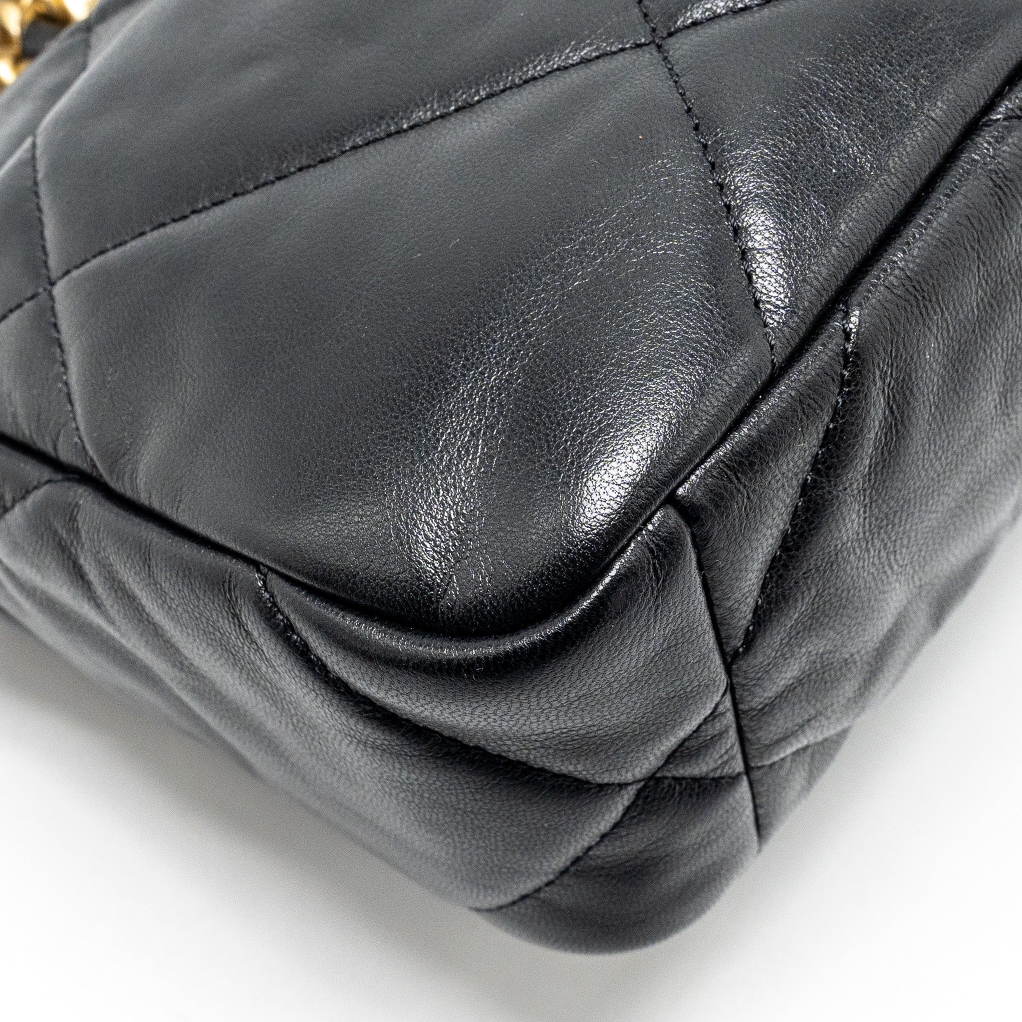 CHANEL SMALL 19 BAG GOATSKIN BLACK MULTICOLOUR HARDWARE