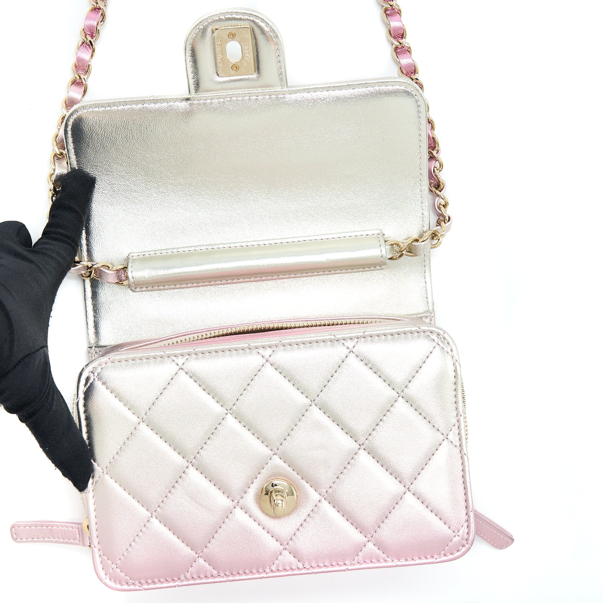 CHANEL 21P CROSSBODY FLAP BAG LAMBSKIN IRIDESCENT PINK LGHW(MICROCHIP)