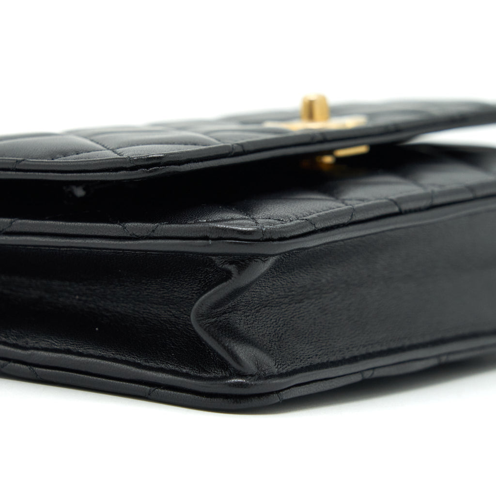 CHANEL 22S PEARL CRUSH WALLET ON CHAIN LAMBSKIN BLACK GHW (MICROCHIP)