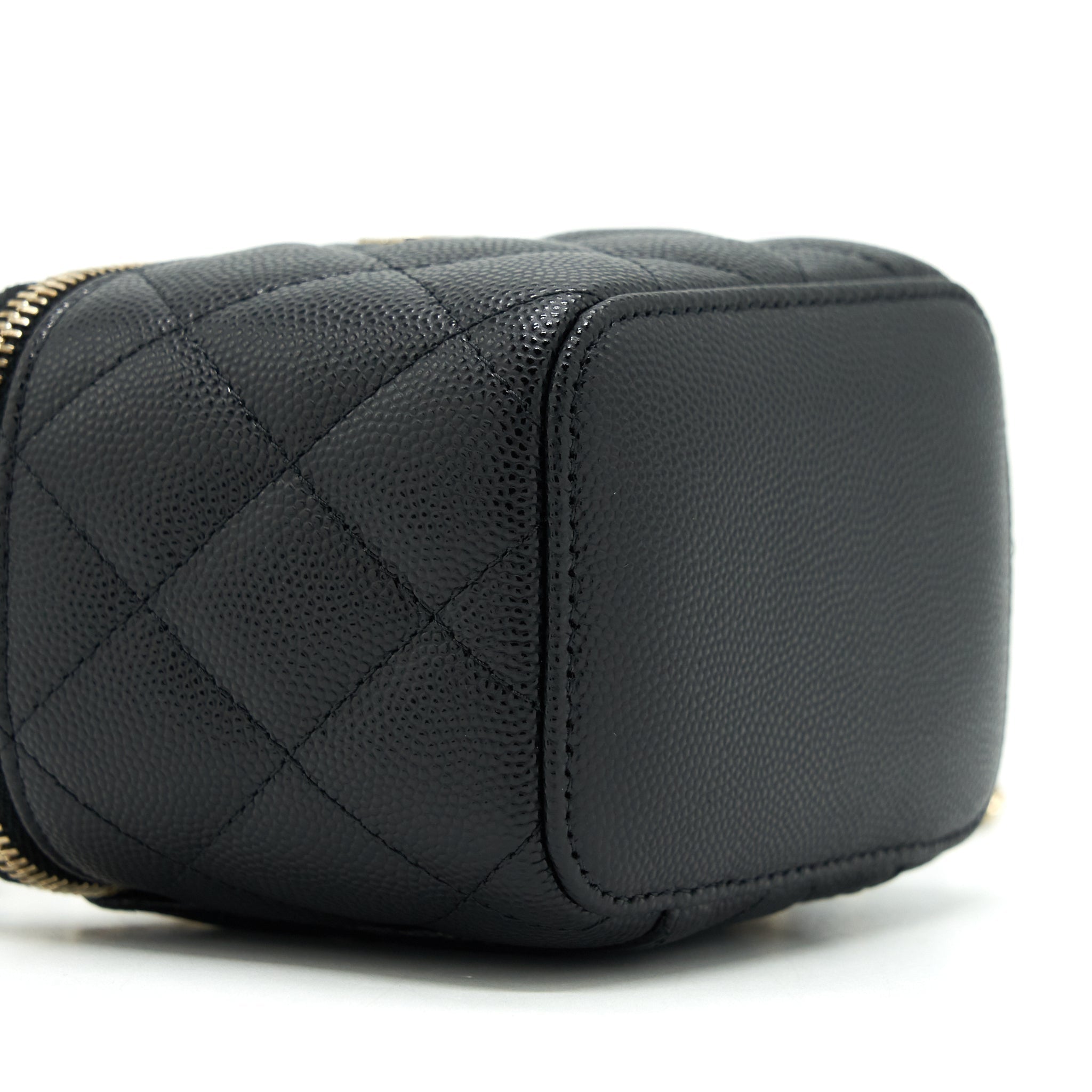 CHANEL MINI VANITY WITH CHAIN CAVIAR BLACK LGHW