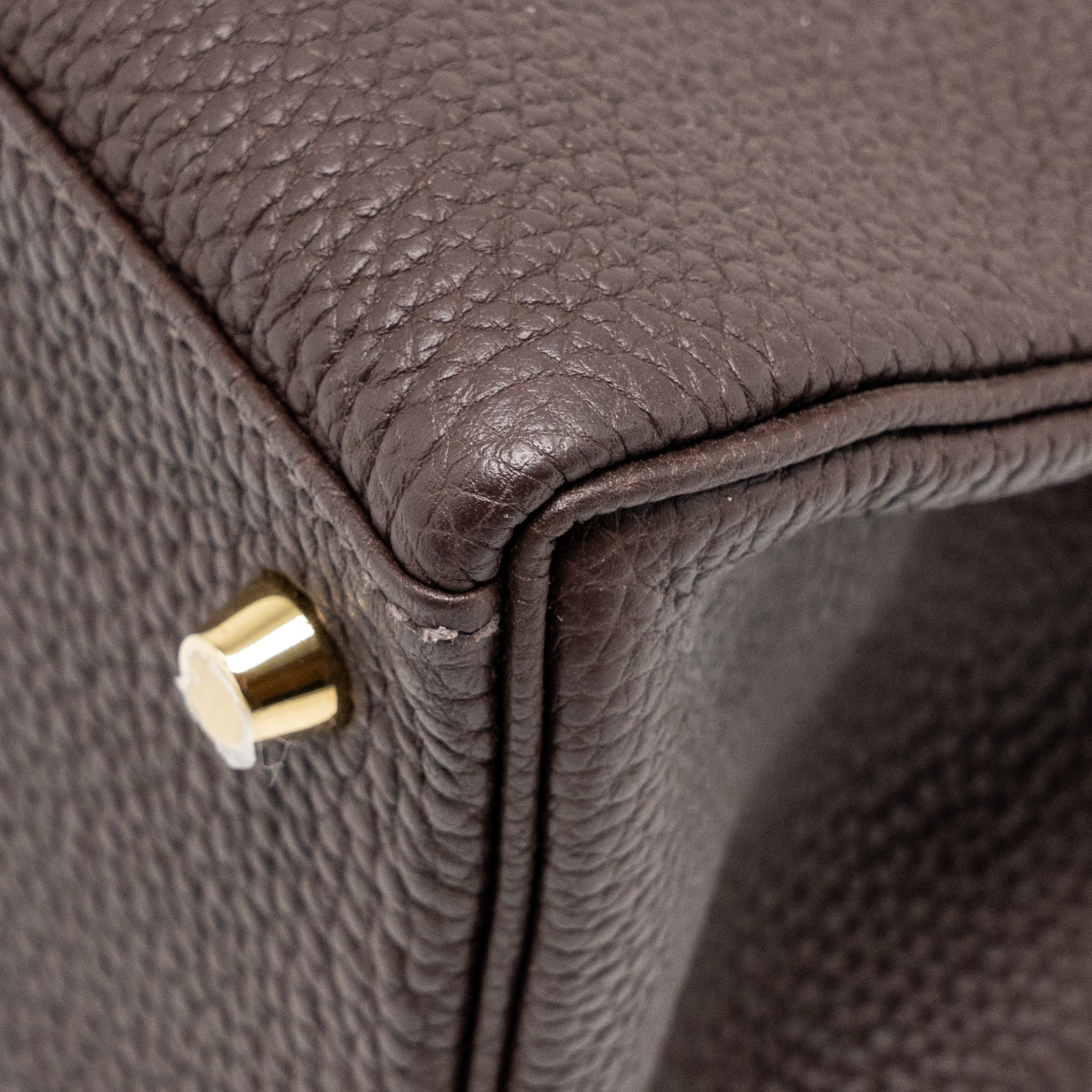 HERMES KELLY 28 TOGO CHOCOLATE GHW