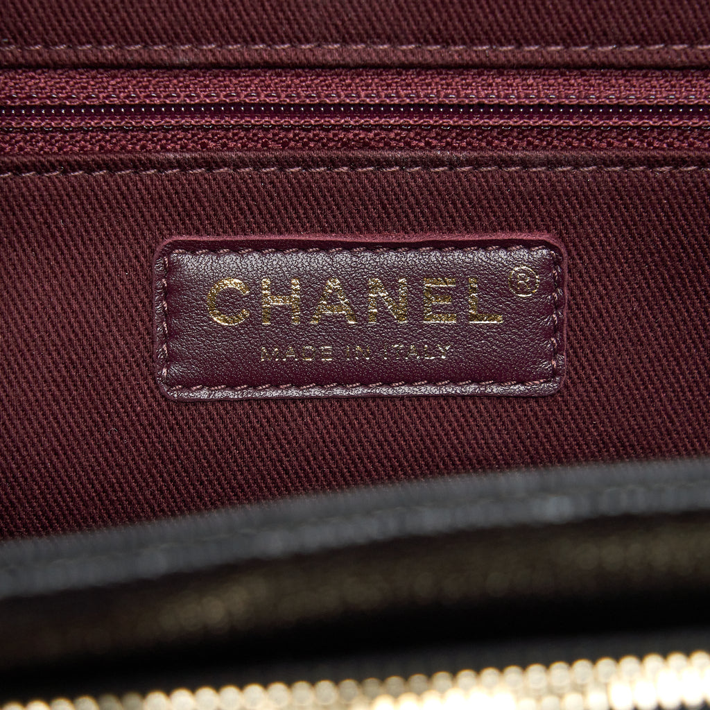 CHANEL MEDIUM BUSINESS AFFINITY BAG CAVIAR BLACK LGHW (MICROCHIP)