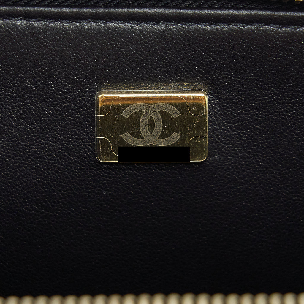 CHANEL 22S LETTER TOP HANDLE SMALL VANITY CASE CAVIAR BLACK BRUSHED GHW (MICROCHIP)