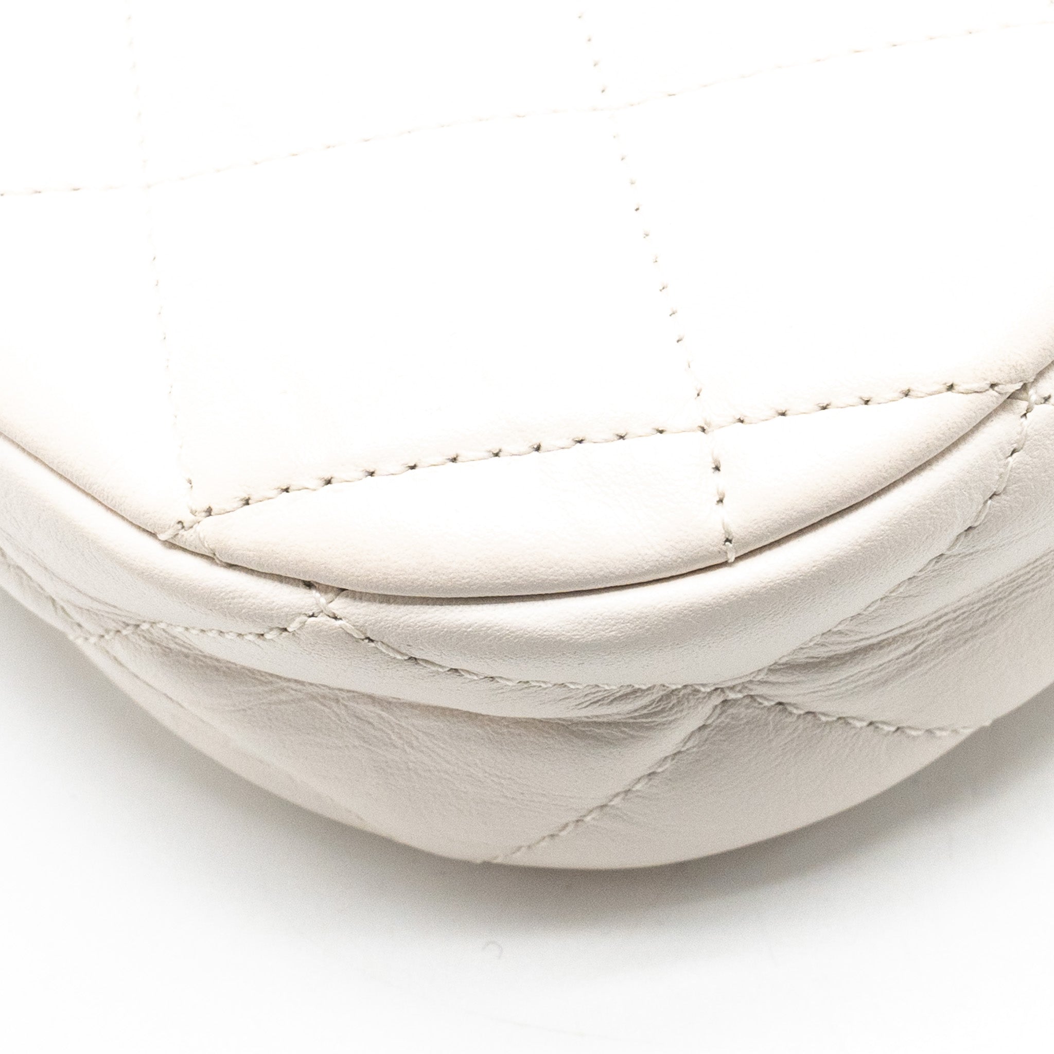 CHANEL 23K HOBO SHOULDER BAG CALFSKIN WHITE GHW (MICROCHIP)