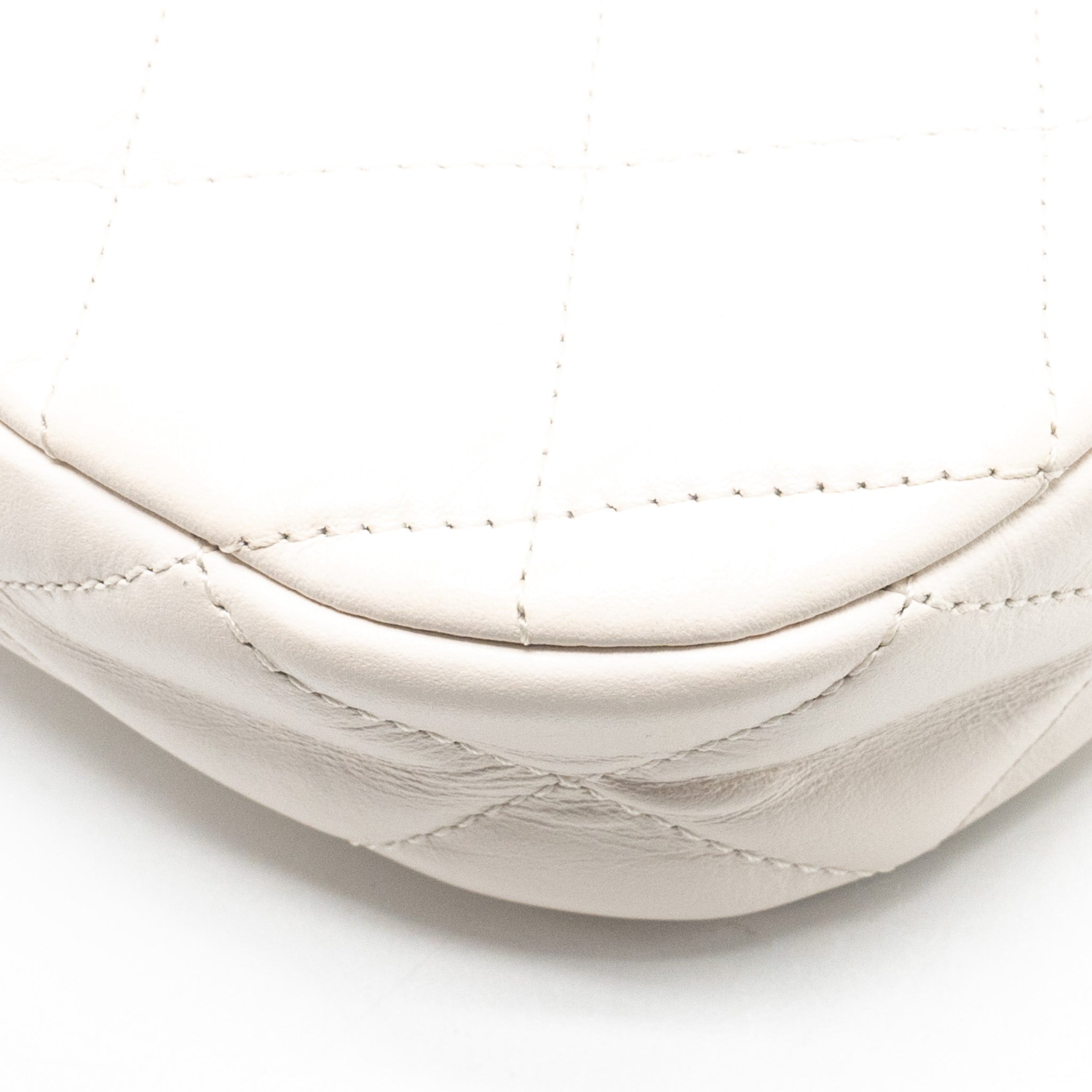 CHANEL 23K HOBO SHOULDER BAG CALFSKIN WHITE GHW (MICROCHIP)