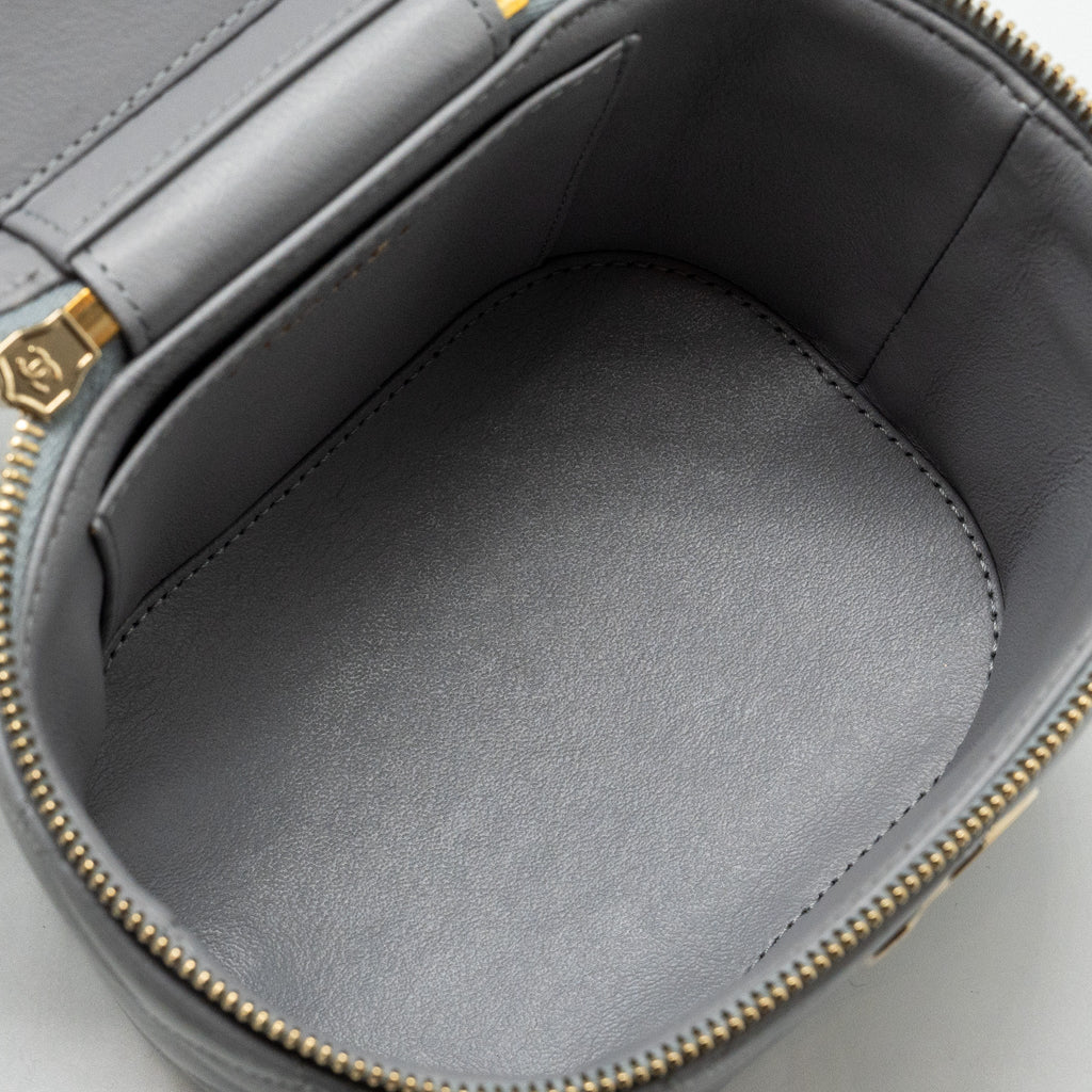 CHANEL TRENDY CC TOP HANDLE VANITY WITH CHAIN LAMBSKIN GREY LGHW