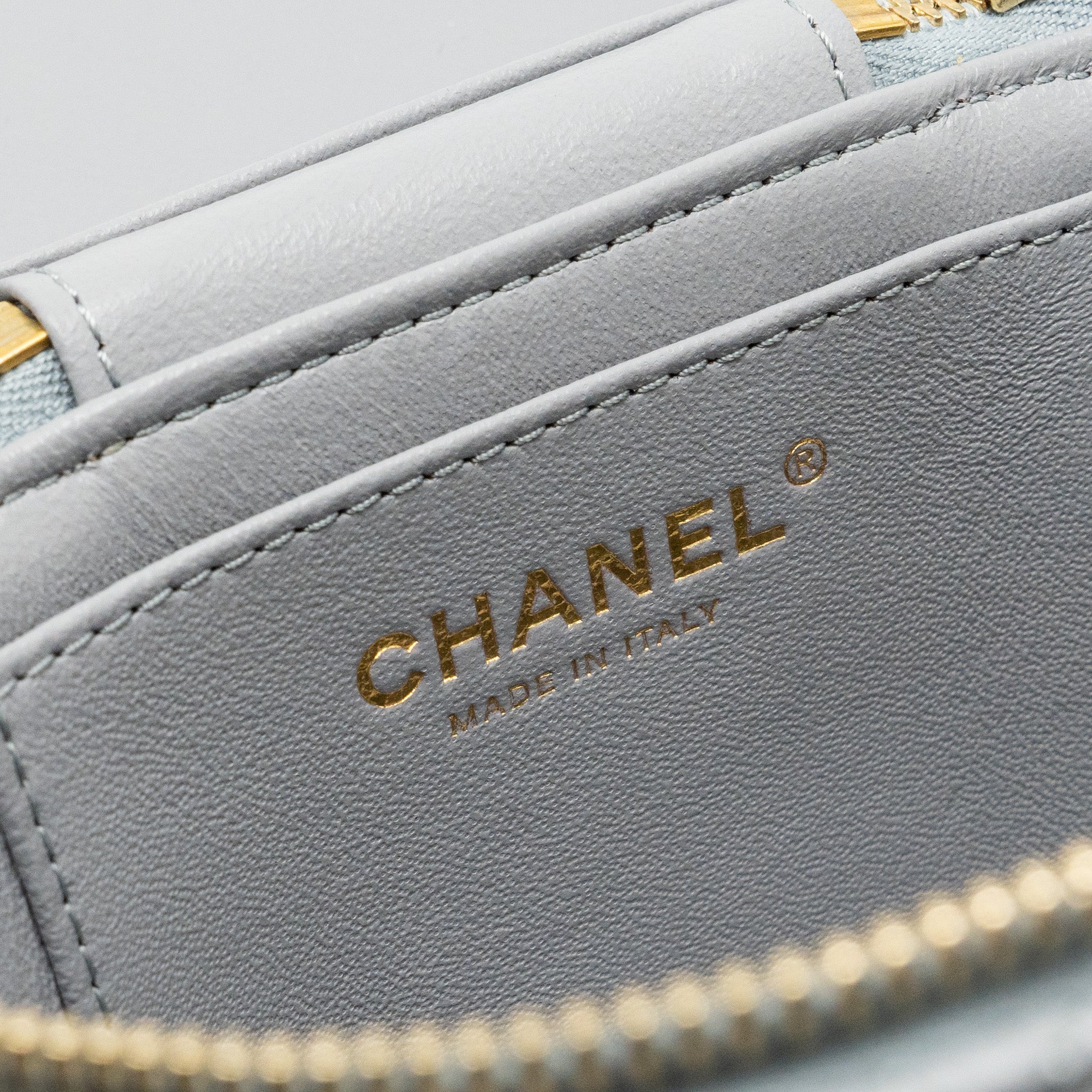 CHANEL TRENDY CC TOP HANDLE VANITY WITH CHAIN LAMBSKIN GREY LGHW