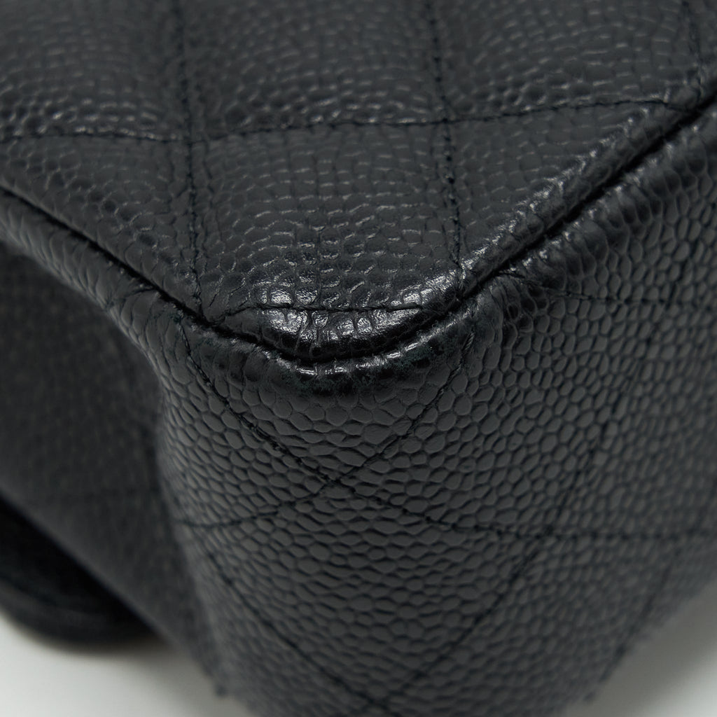 CHANEL MEDIUM CLASSIC DOUBLE FLAP BAG CAVIAR BLACK GHW