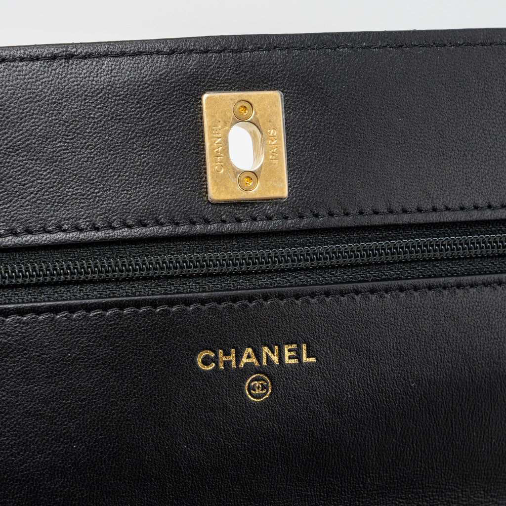 CHANEL 23K PEARL CRUSH WALLET ON CHAIN LAMBSKIN BLACK GHW (MICROCHIP)
