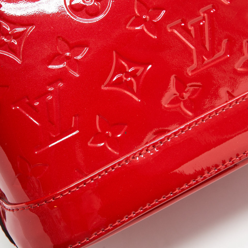 LOUIS VUITTON ALMA BB IN PATENT LEATHER RED