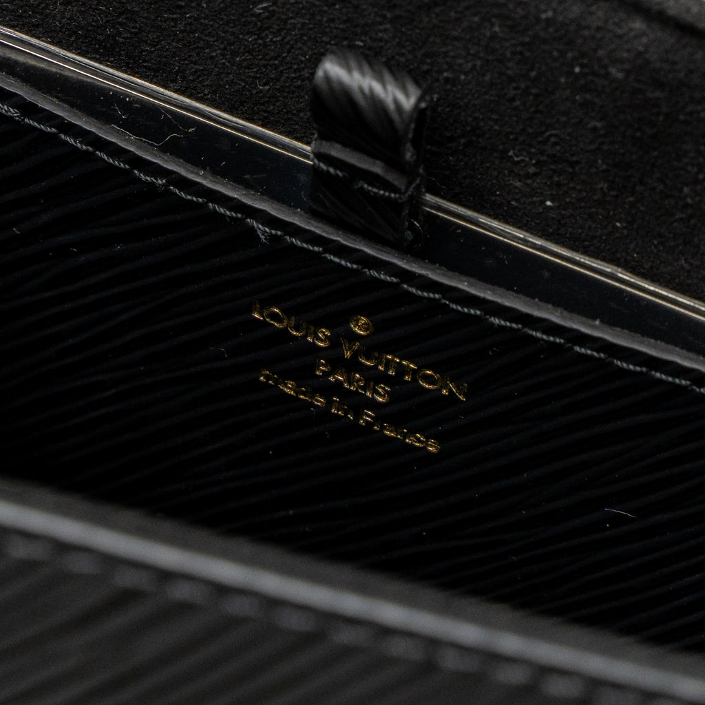 LOUIS VUITTON TWIST MM EPI BLACK GHW