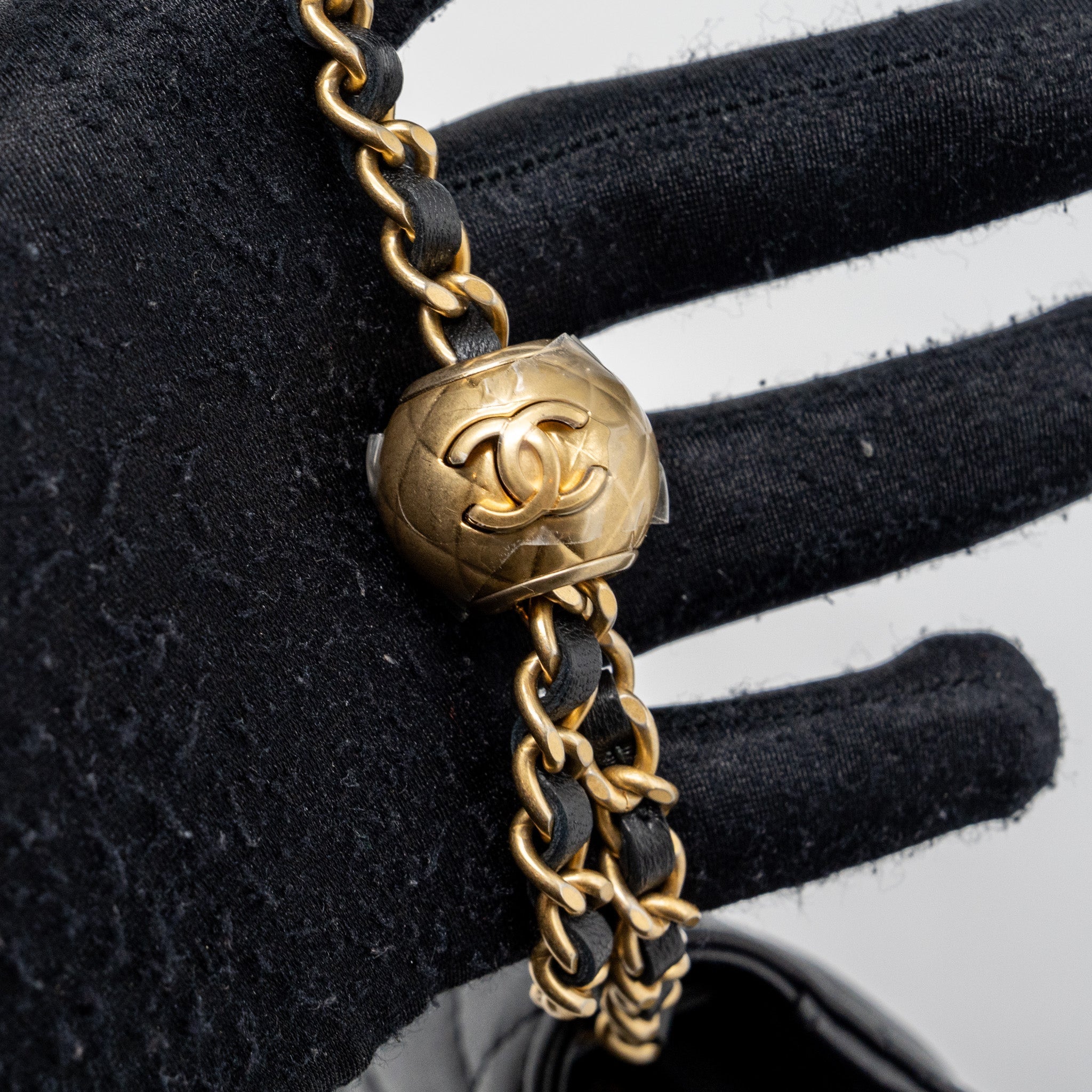 CHANEL 23K PEARL CRUSH WALLET ON CHAIN LAMBSKIN BLACK GHW (MICROCHIP)
