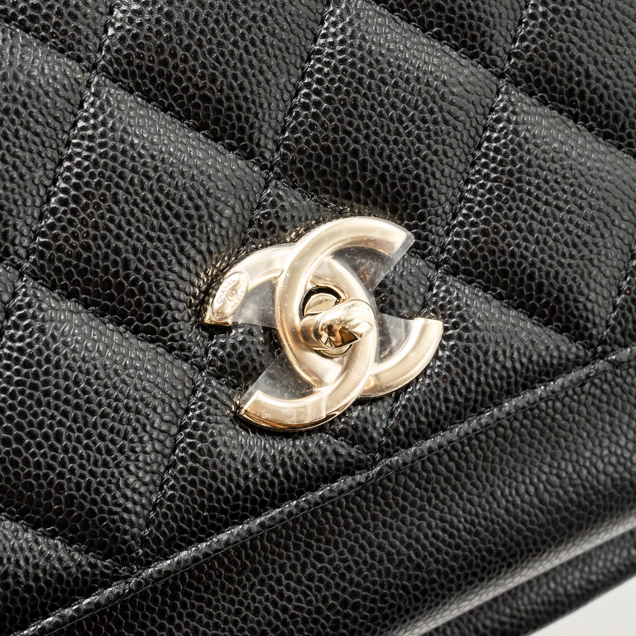 CHANEL SMALL BUSINESS AFFINITY CAVIAR BLACK LGHW (MICROCHIP)